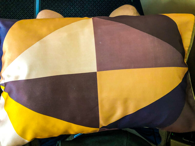 Etihad 787-9 business class pillow