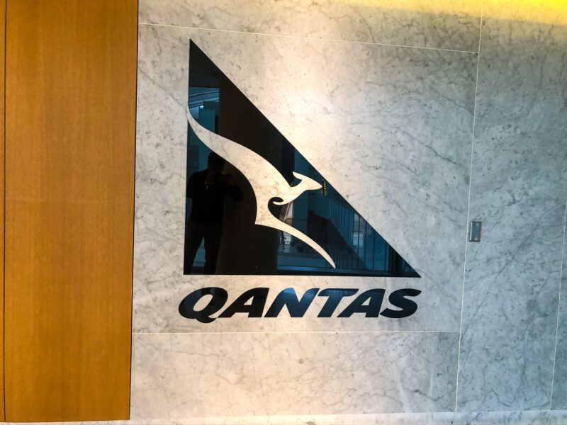 Qantas First Class Lounge Lax Sign