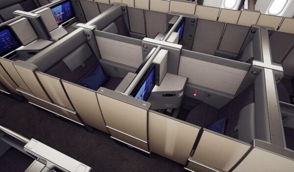 30 Best Business Class Seats for Social Distancing [2024]