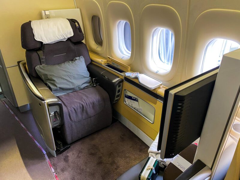 Lufthansa 747-8 First Class Window Seat