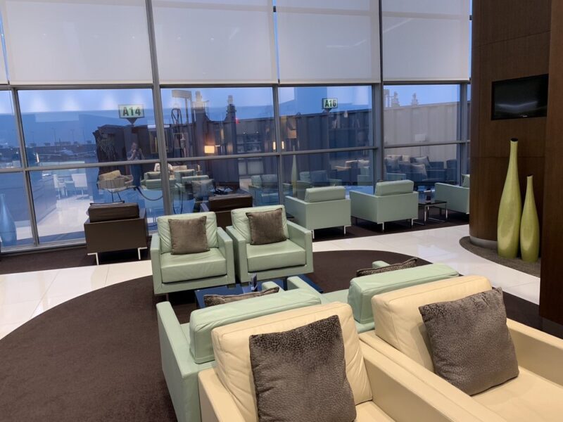Etihad Airways First And Business Class Lounge In Washington Dulles