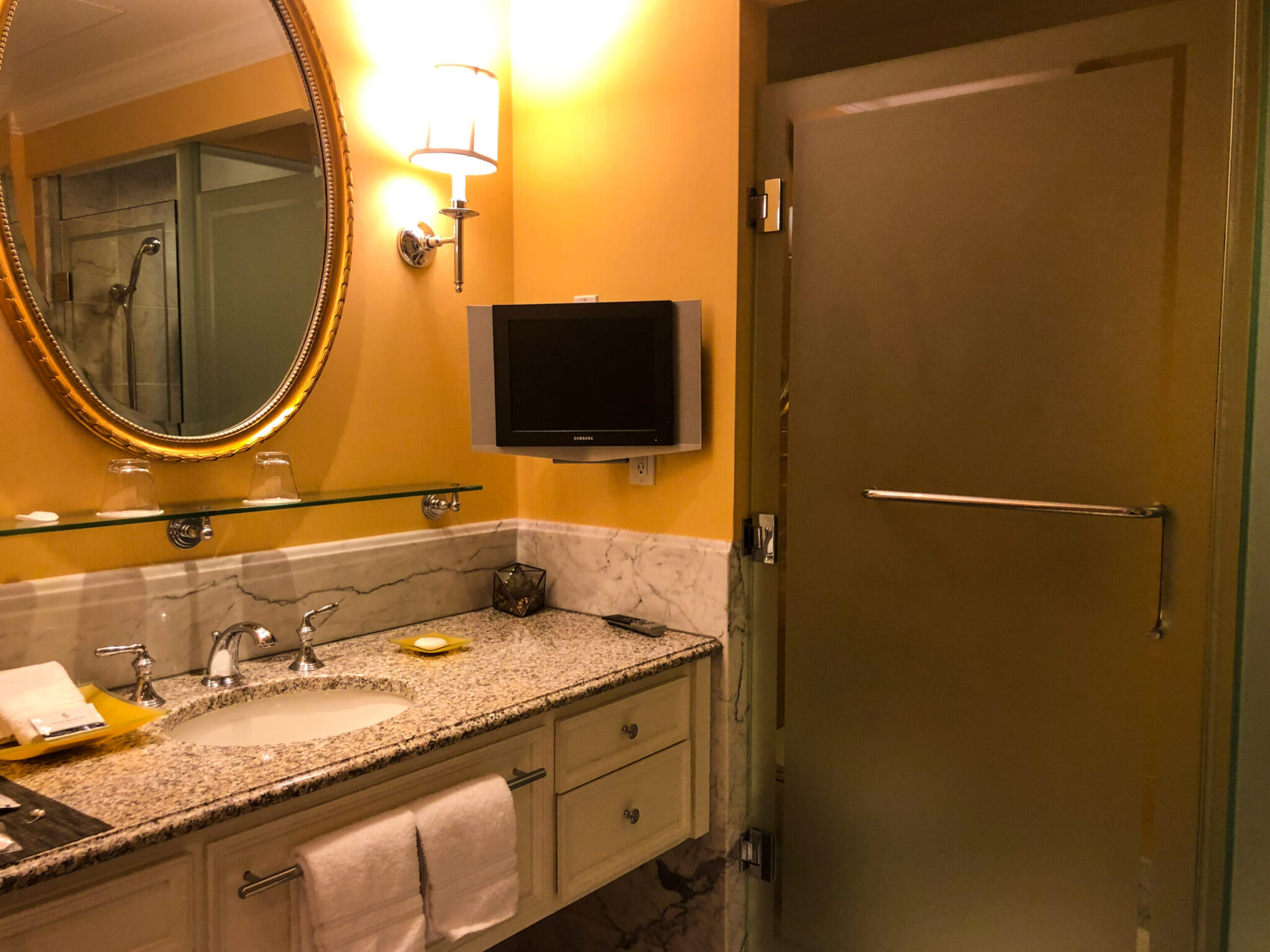 Four Seasons Hotel Westlake Village deluxe king room vanity and separate toilet