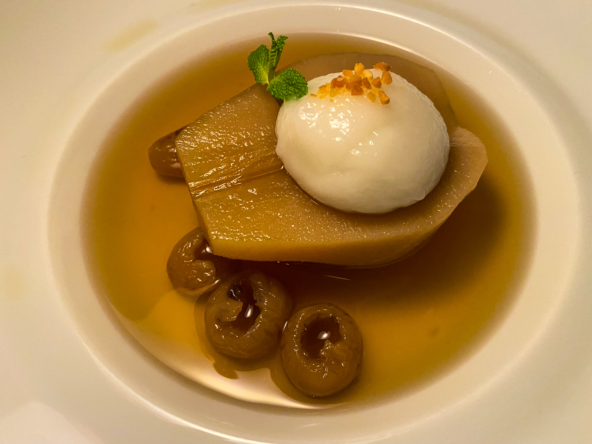 Waldorf Astoria Maldives Ithaafushi Li Long chilled sweetened honey pear with glutinous rice ball and rock sugar soup