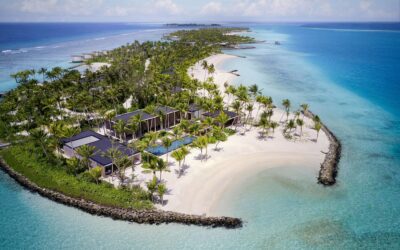 The Ritz-Carlton Maldives, Fari Islands vs St. Regis Maldives Vommuli Resort [2024]