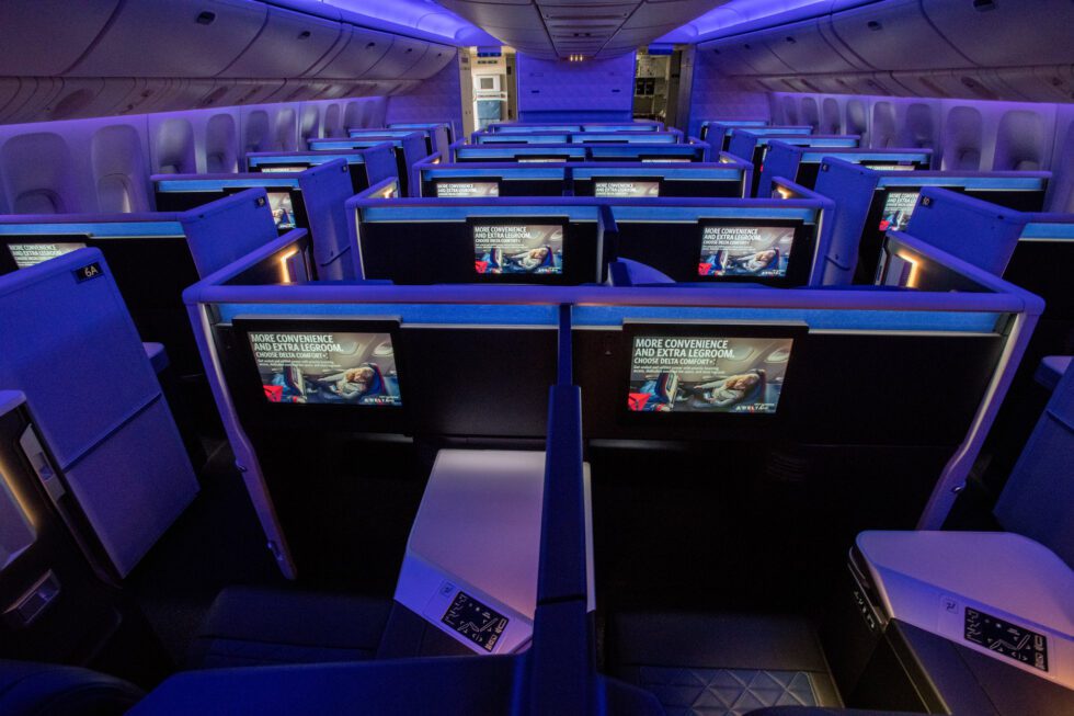 Delta One Business Class vs Delta First Class [2022]