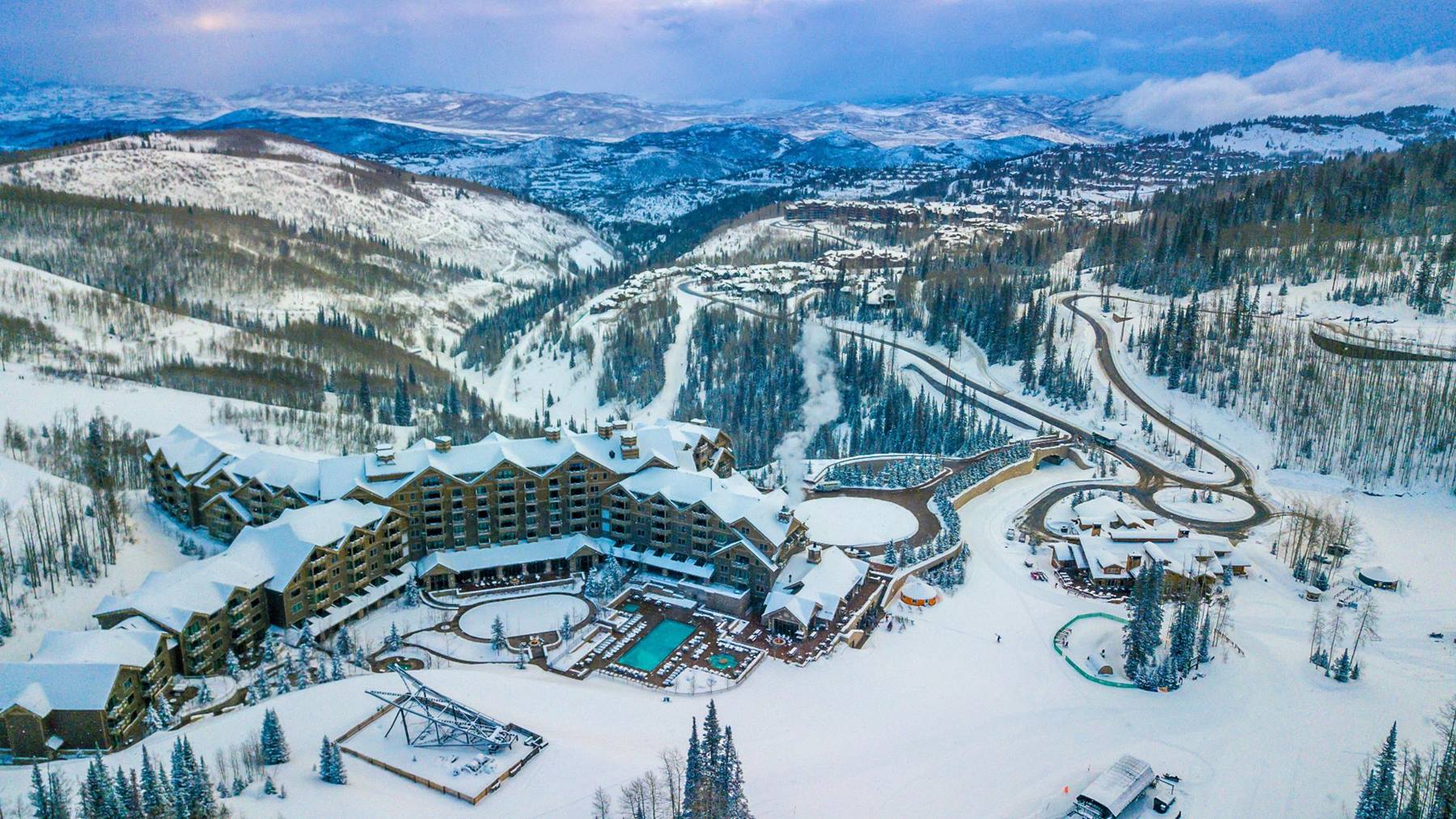 Stein Eriksen Lodge Deer Valley vs Montage Deer Valley [2022]