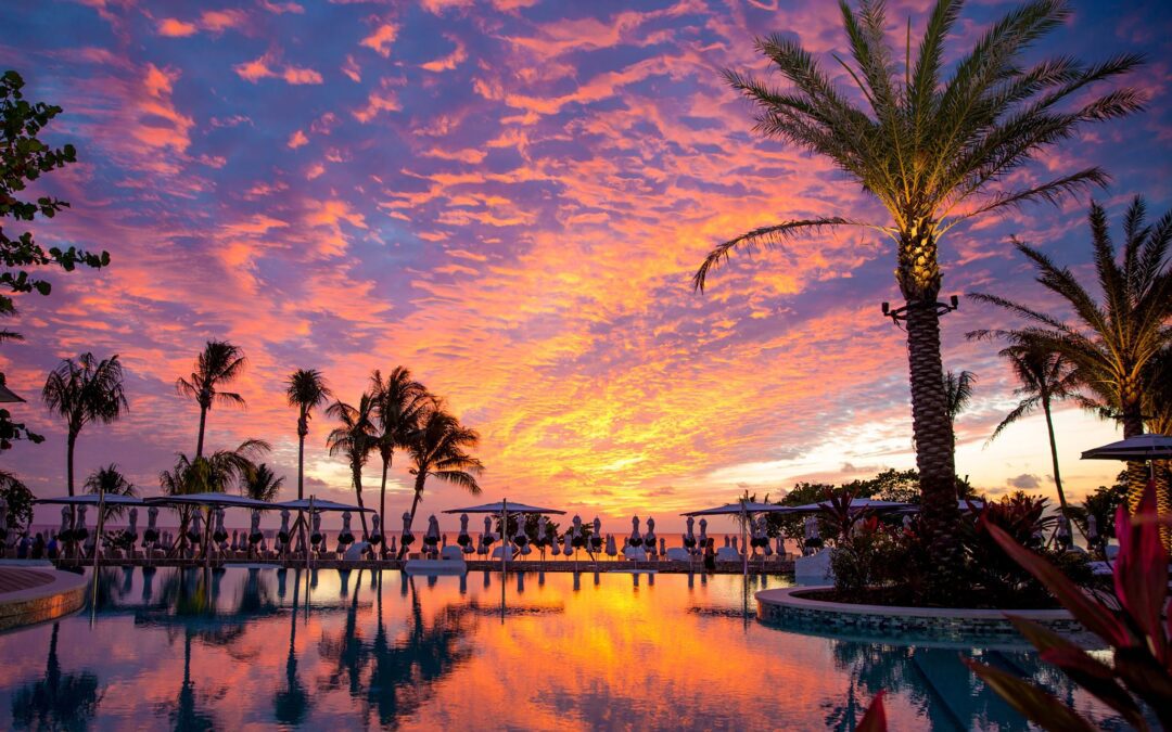 Kimpton Seafire Resort + Spa vs. The Ritz-Carlton, Grand Cayman [2023]