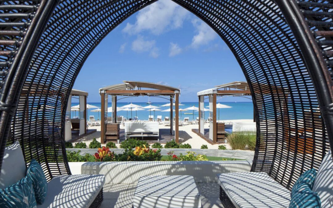 The Westin Grand Cayman Resort & Spa vs. Kimpton Seafire Resort + Spa [2023]