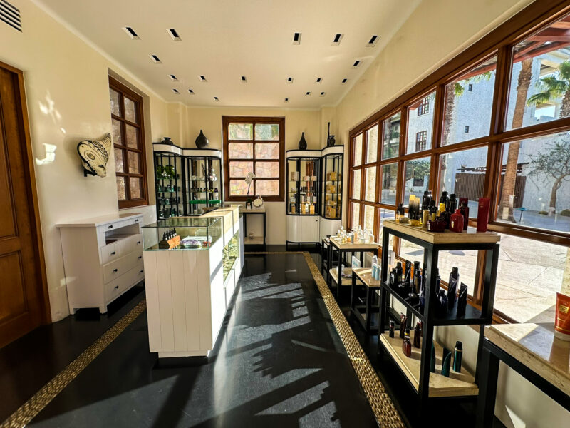 Las Ventanas al Paraiso salon boutique