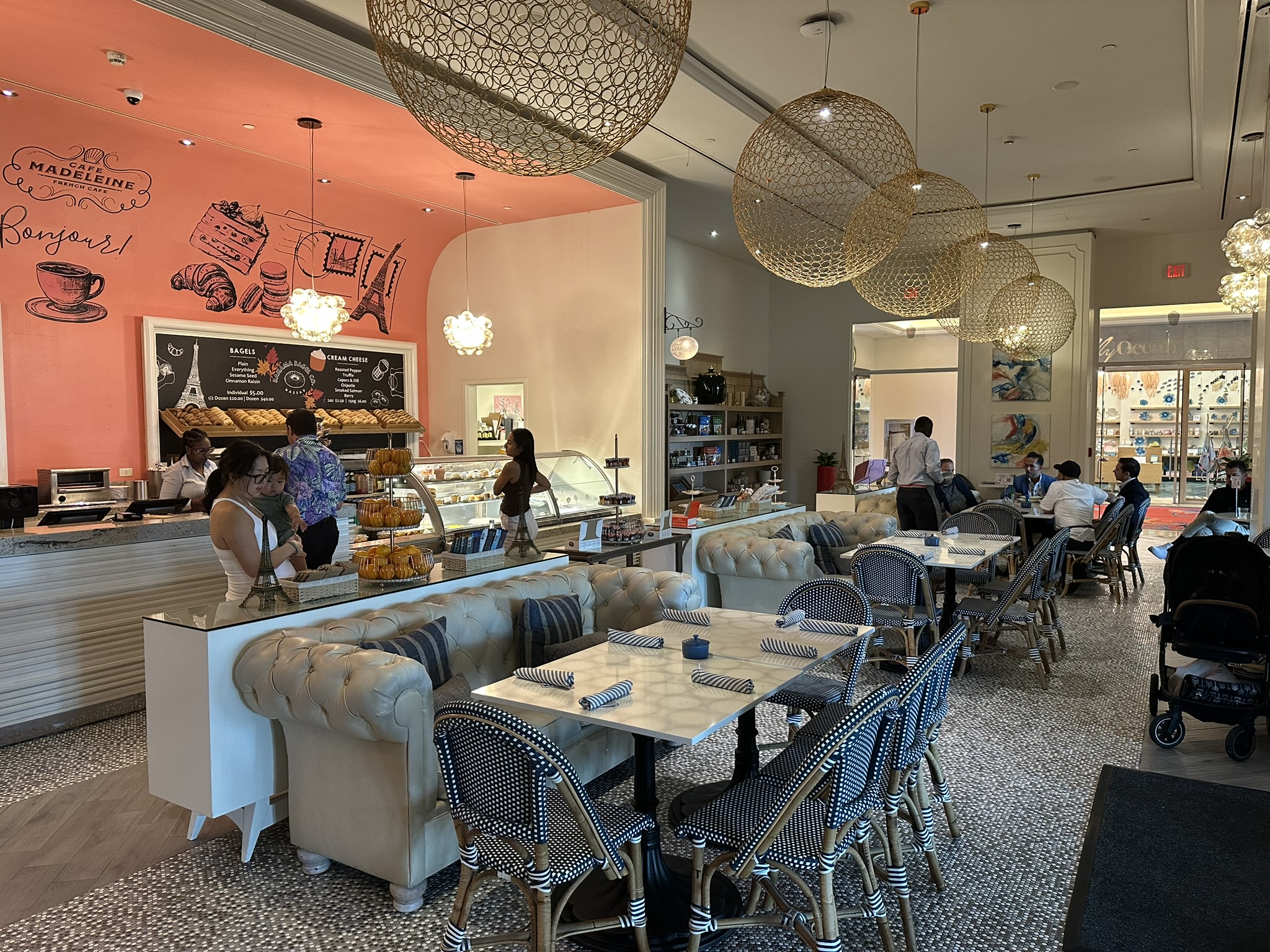 Cafe Madeleine interior