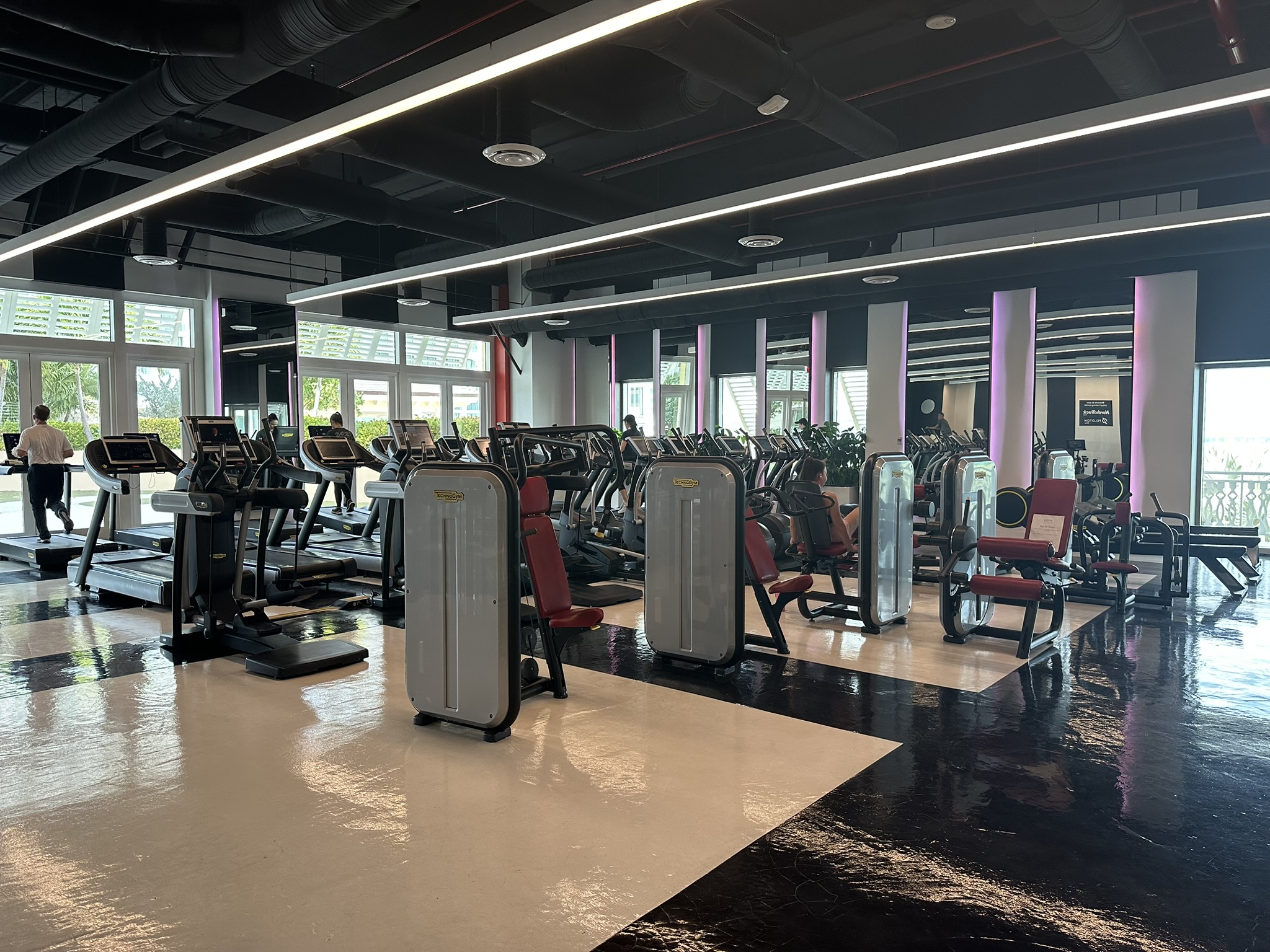 ESPA fitness center 2