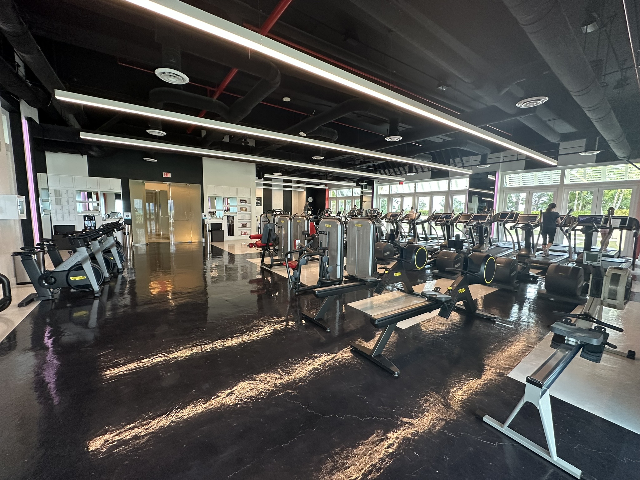 ESPA fitness center 5