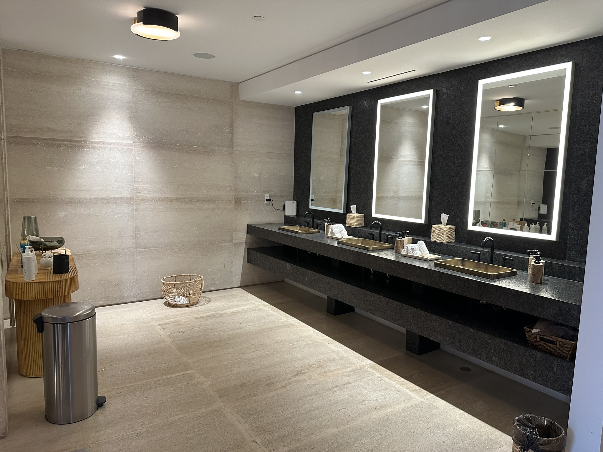 Four Seasons Los Cabos spa bathrooms