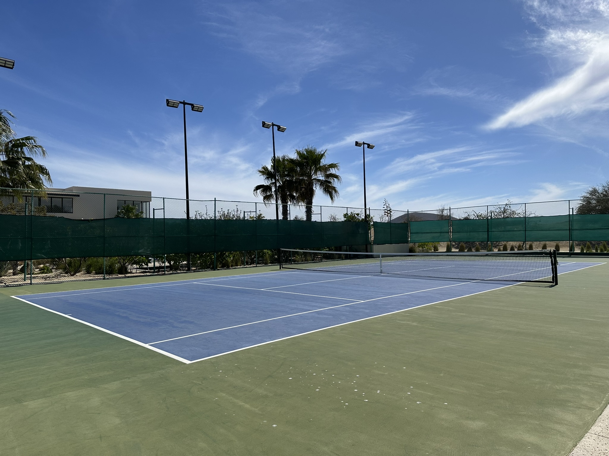 Four Seasons Los Cabos tennis court